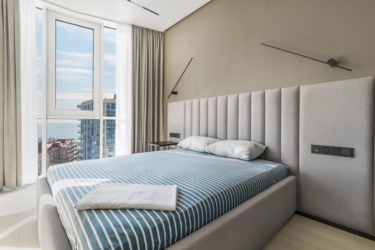 Luxury Waterfront 3-Bedrooms Apartment Одесса Экстерьер фото