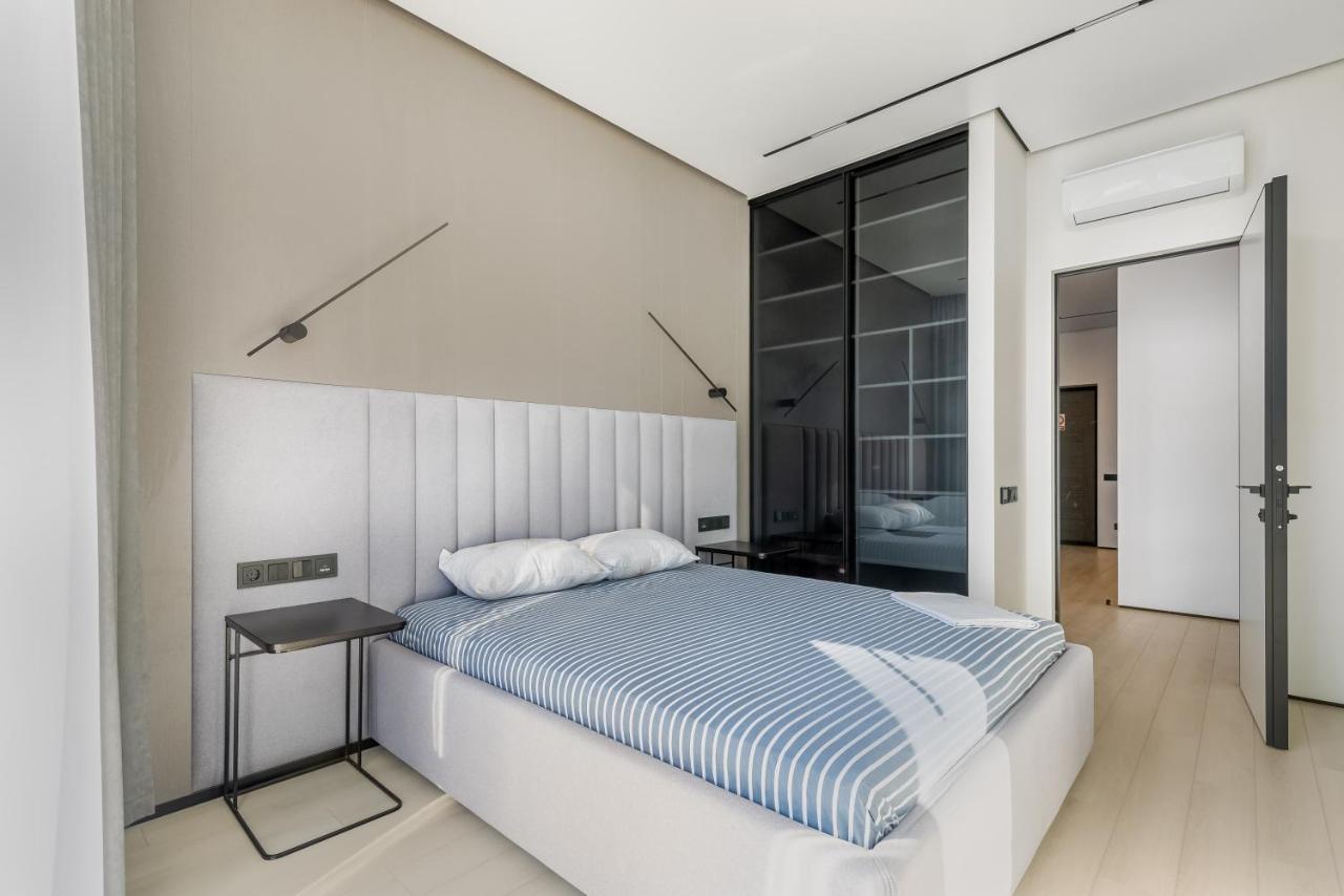 Luxury Waterfront 3-Bedrooms Apartment Одесса Экстерьер фото